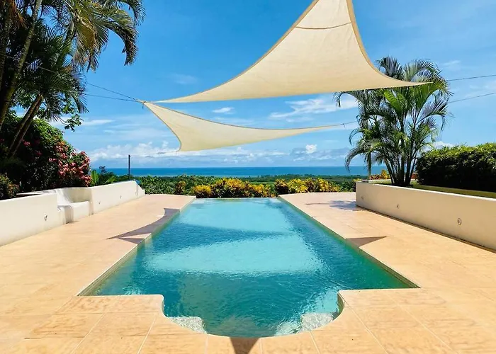 Luxury With Stunning Pacific View